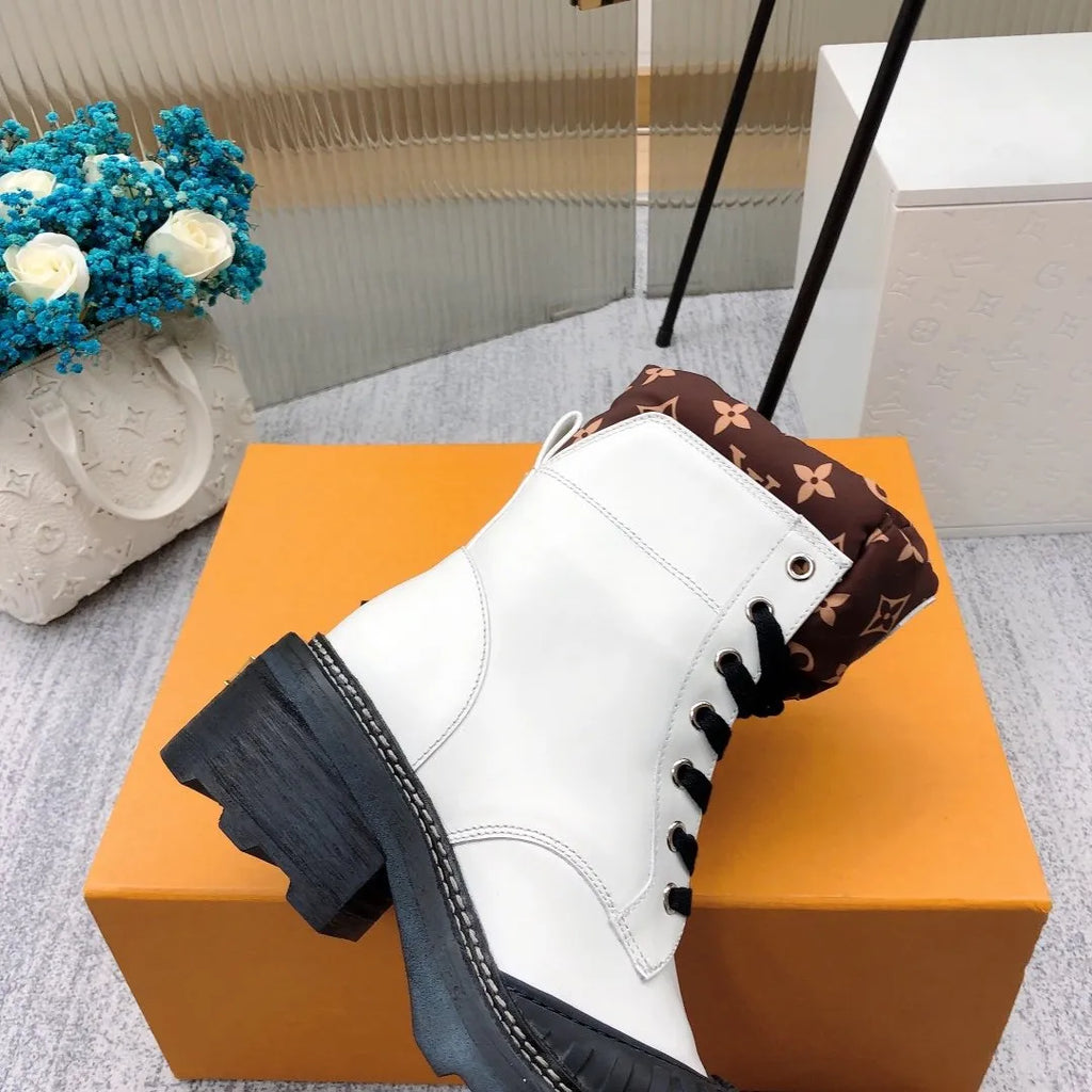 White Ankle Boot O859896
